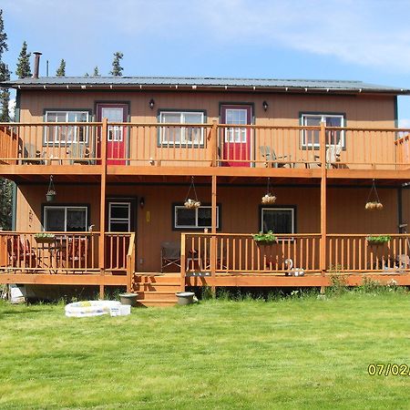 A Mooseberry Inn B&B Slana 外观 照片