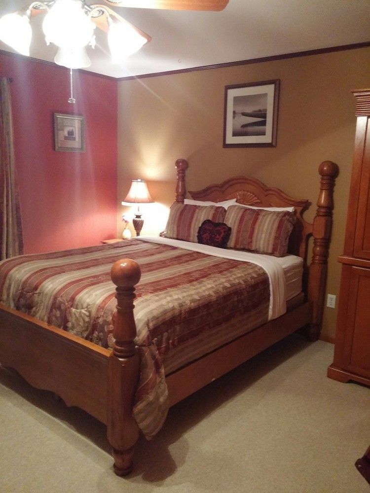 A Mooseberry Inn B&B Slana 外观 照片