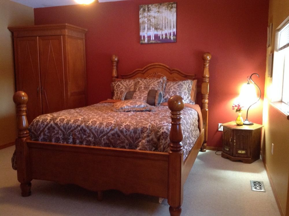 A Mooseberry Inn B&B Slana 外观 照片